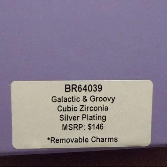 Bomb Party ‘Galactic & Groovy’ Silver Charmelier with Green Alien - Picture 5 of 5